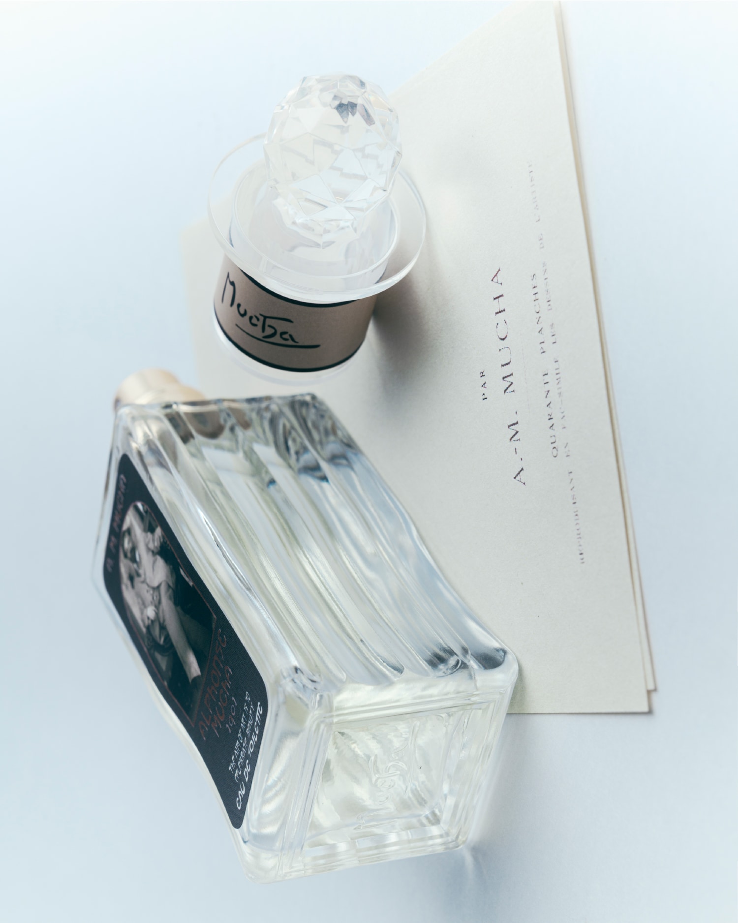 オードトワレ40mL アルフォンス ・ミュシャ 1901のボトル写真