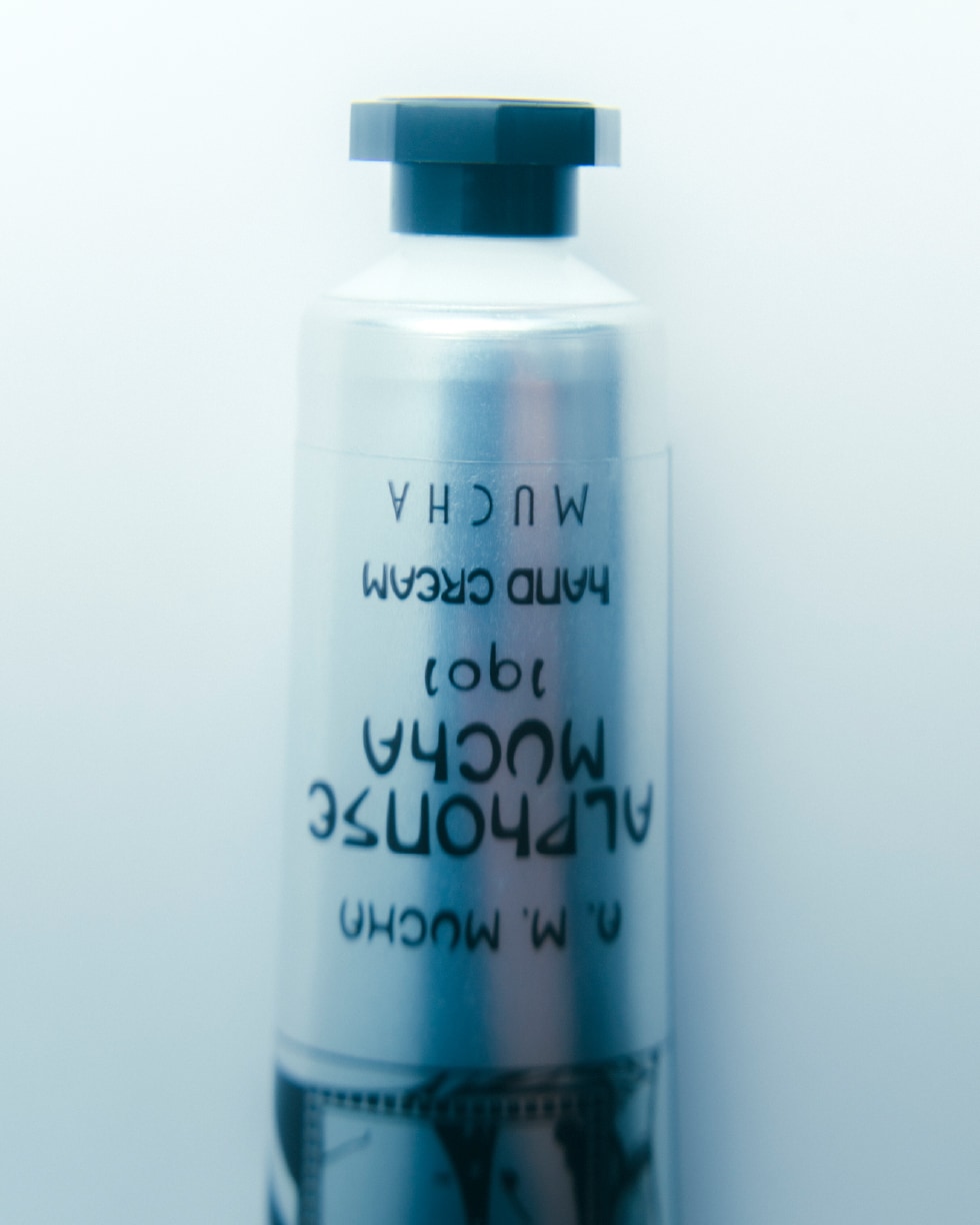 リッチハンドクリーム アルフォンス・ミュシャの商品画像