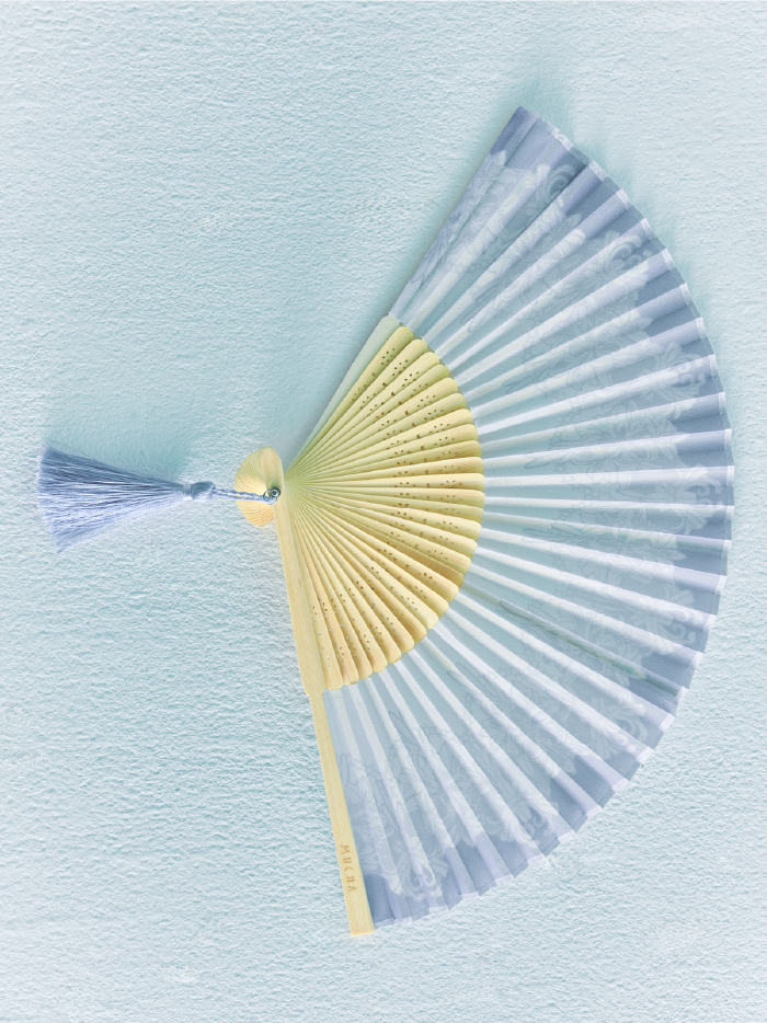 扇子 ブルーリリーの画像