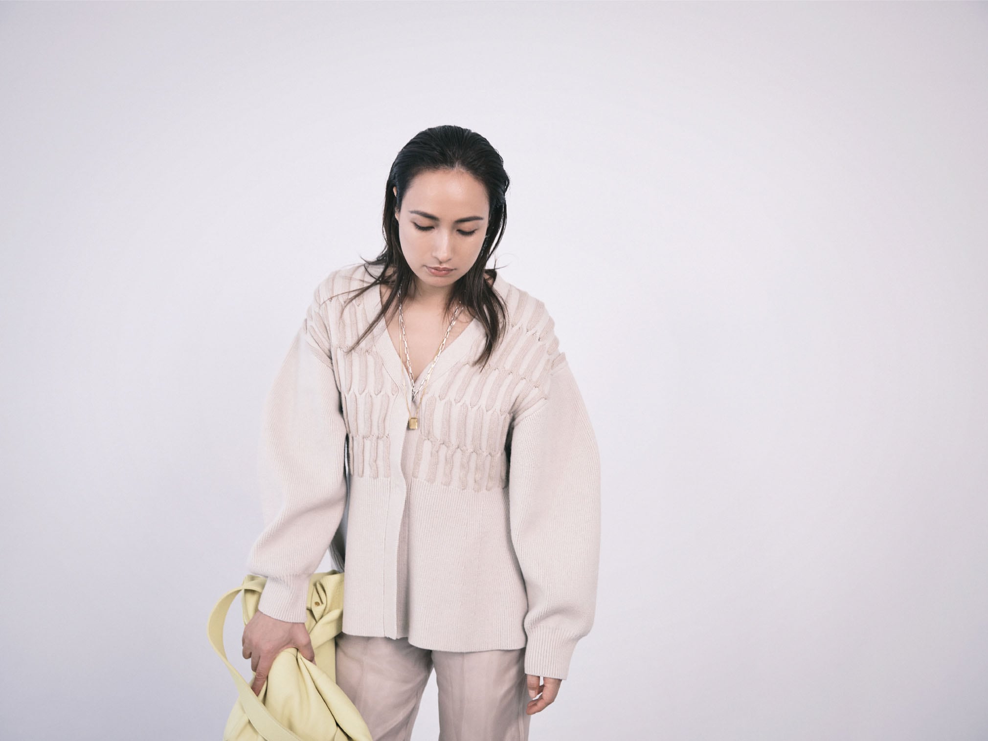 cocoon cardigan × organza pants